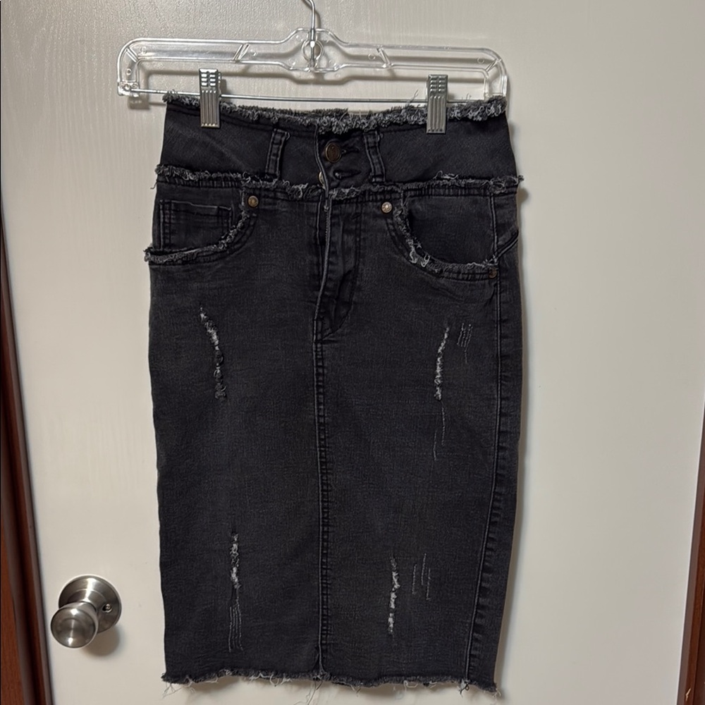 Kreamy Black Denim Skirt Size 0